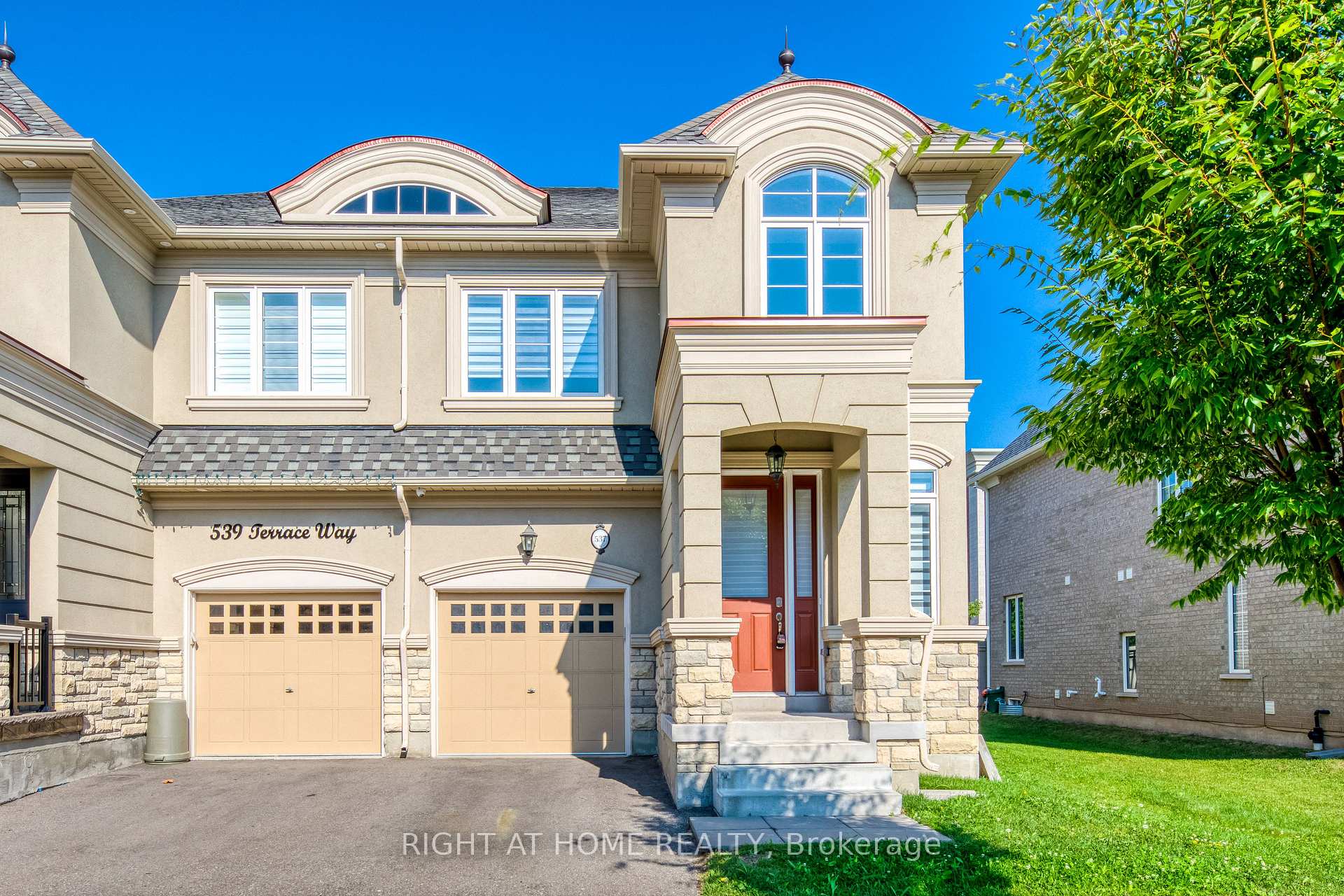 Photo 1 of 537 Terrace Way, Oakville, Sixteen Hollow — HOMEH