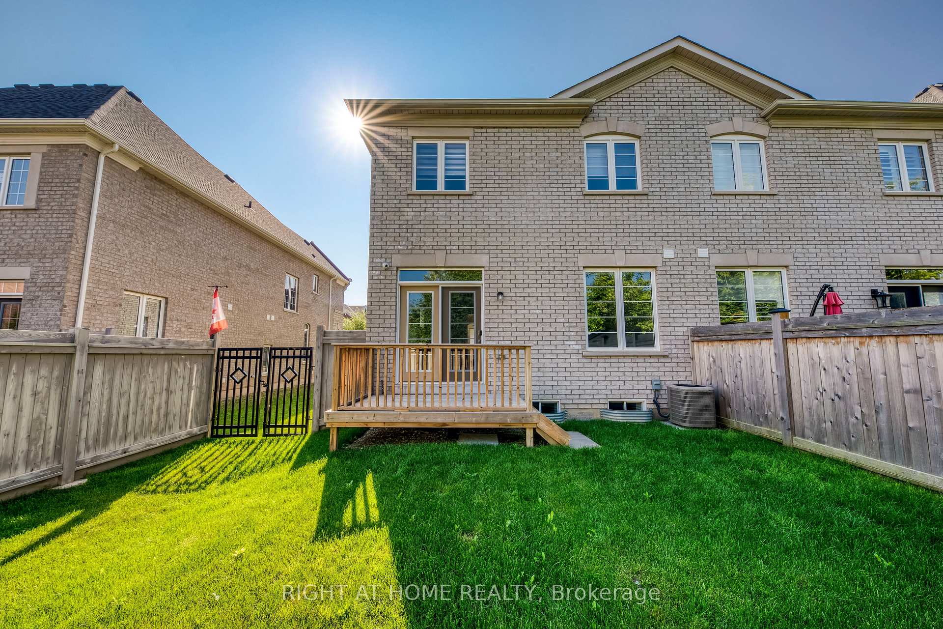 Photo 25 of 537 Terrace Way, Oakville, Sixteen Hollow — HOMEH