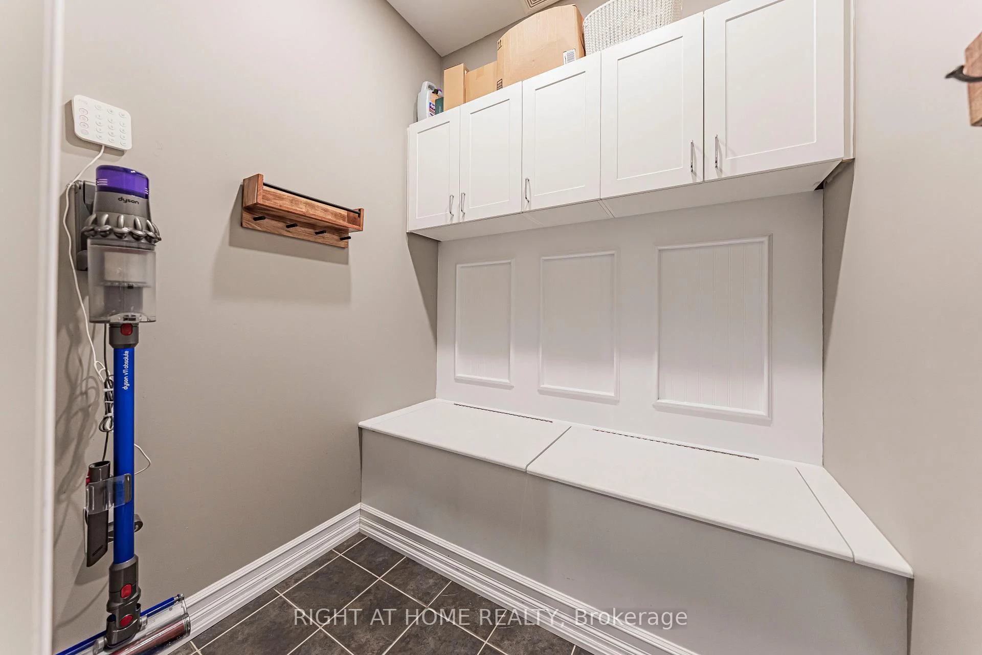 Photo 54 of 211 Holloway Terrace, Milton, Scott — HOMEH