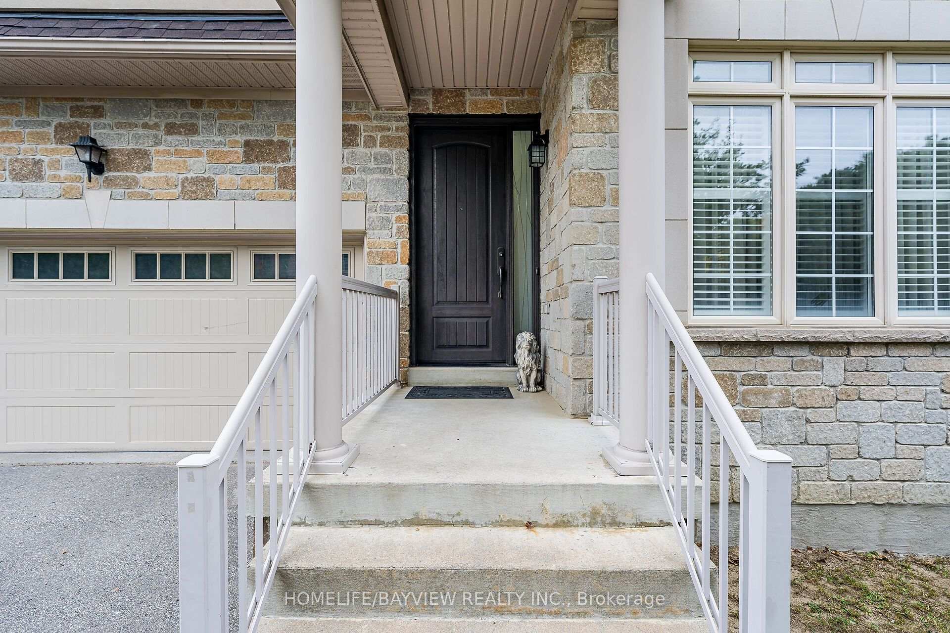 Photo 6 of 8 Matisse Trail, Vaughan, Patterson — HOMEH