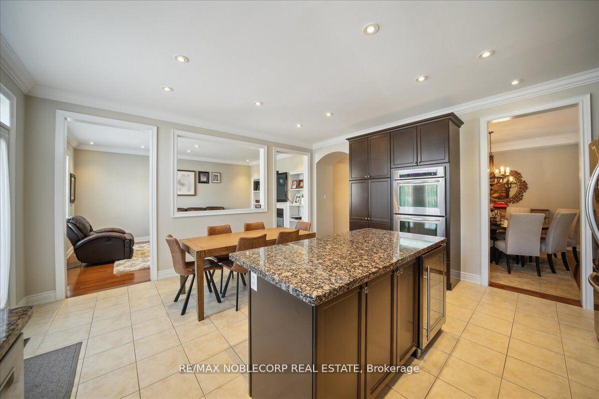 Photo 11 of 27 Gorman Avenue, Vaughan, Vellore Village — HOMEH
