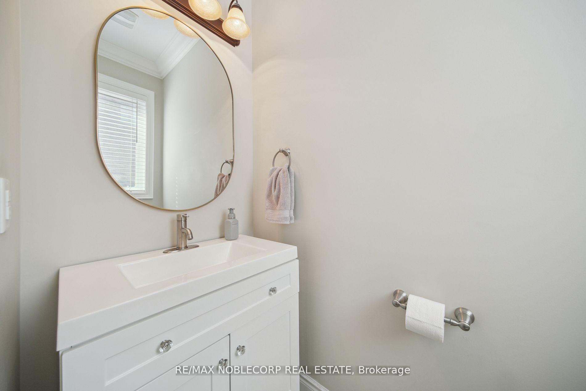 Photo 17 of 27 Gorman Avenue, Vaughan, Vellore Village — HOMEH