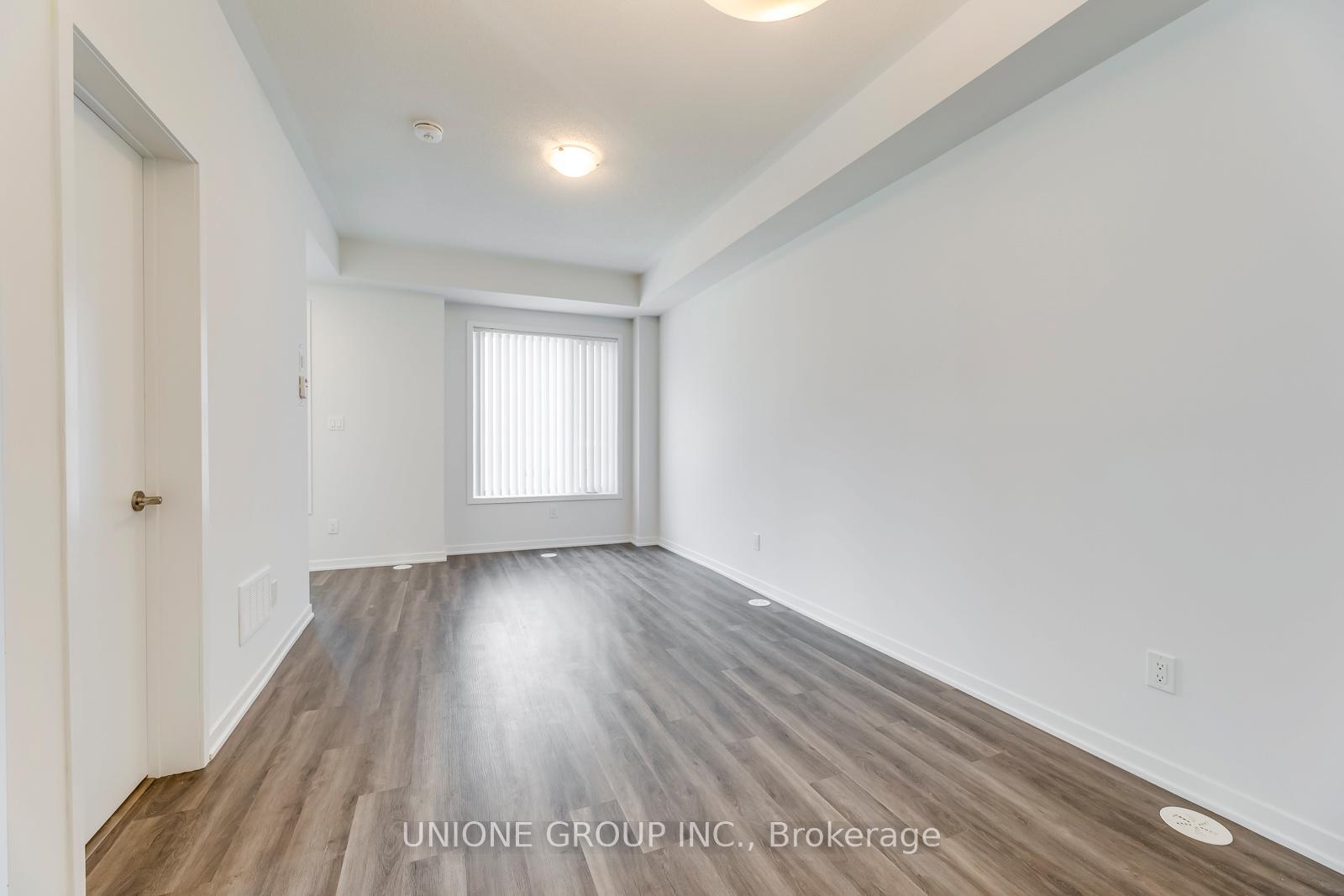 Photo 10 of Unit 19, 260 Twelfth Street, Etobicoke, New Toronto — HOMEH