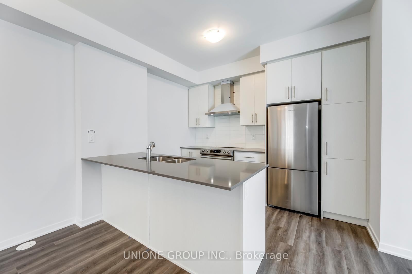 Photo 12 of Unit 19, 260 Twelfth Street, Etobicoke, New Toronto — HOMEH