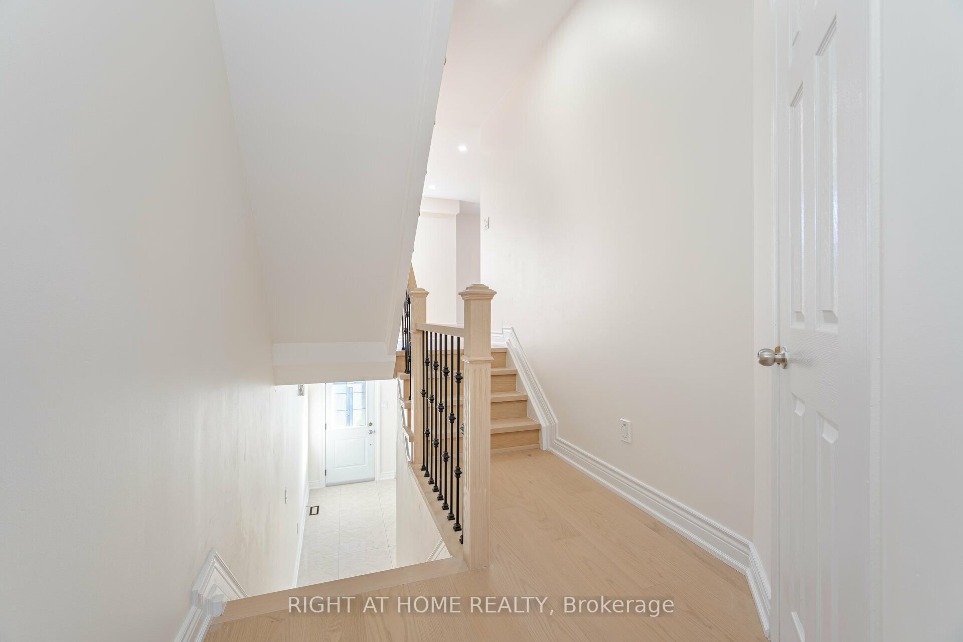 Photo 6 of Unit 13, 1995 Pinegrove Avenue, Pickering, Highbush — HOMEH