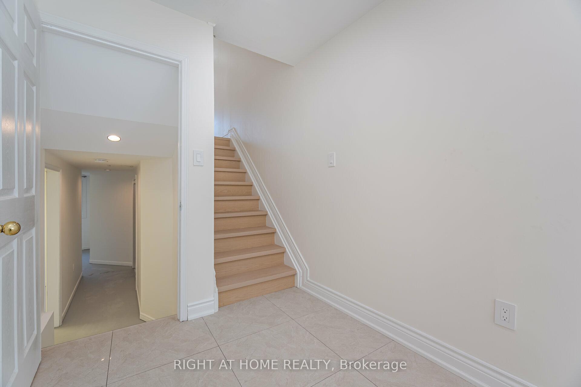 Photo 30 of Unit 13, 1995 Pinegrove Avenue, Pickering, Highbush — HOMEH