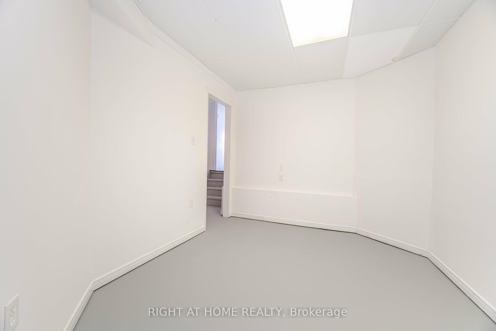 Photo 33 of Unit 13, 1995 Pinegrove Avenue, Pickering, Highbush — HOMEH