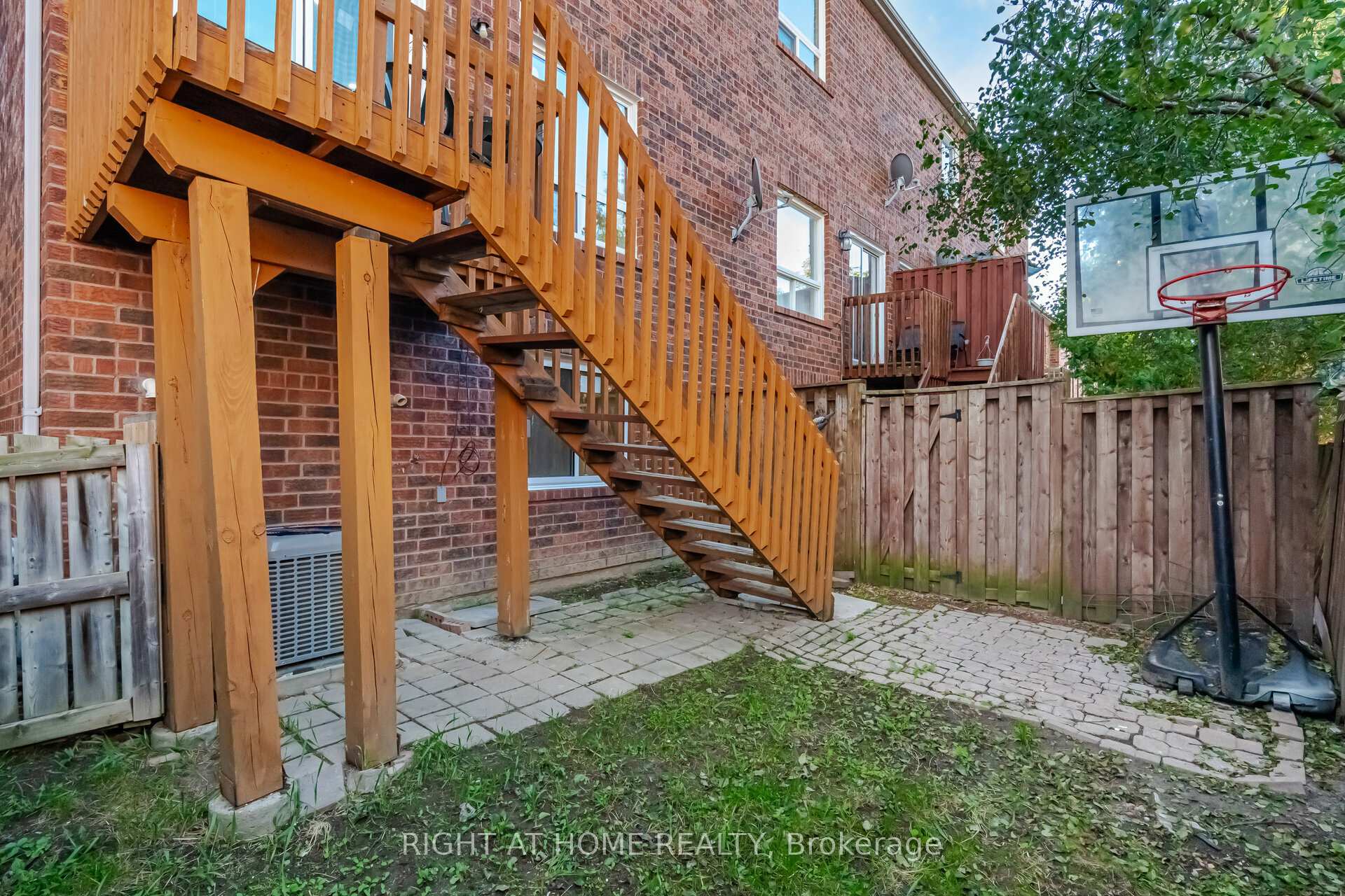 Photo 38 of Unit 13, 1995 Pinegrove Avenue, Pickering, Highbush — HOMEH