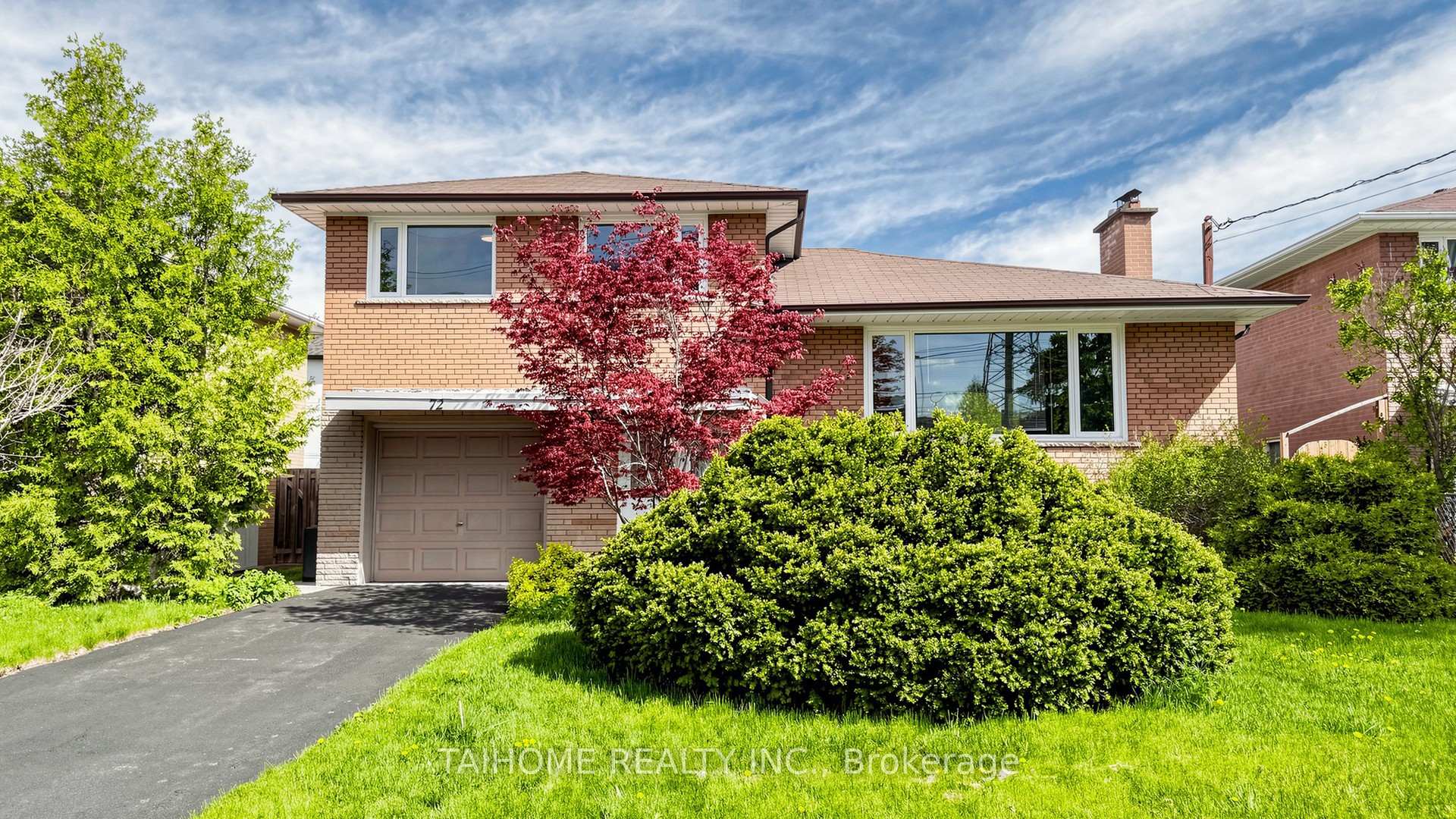 Photo 2 of 72 Bowerbank Drive, North York, Newtonbrook East — HOMEH