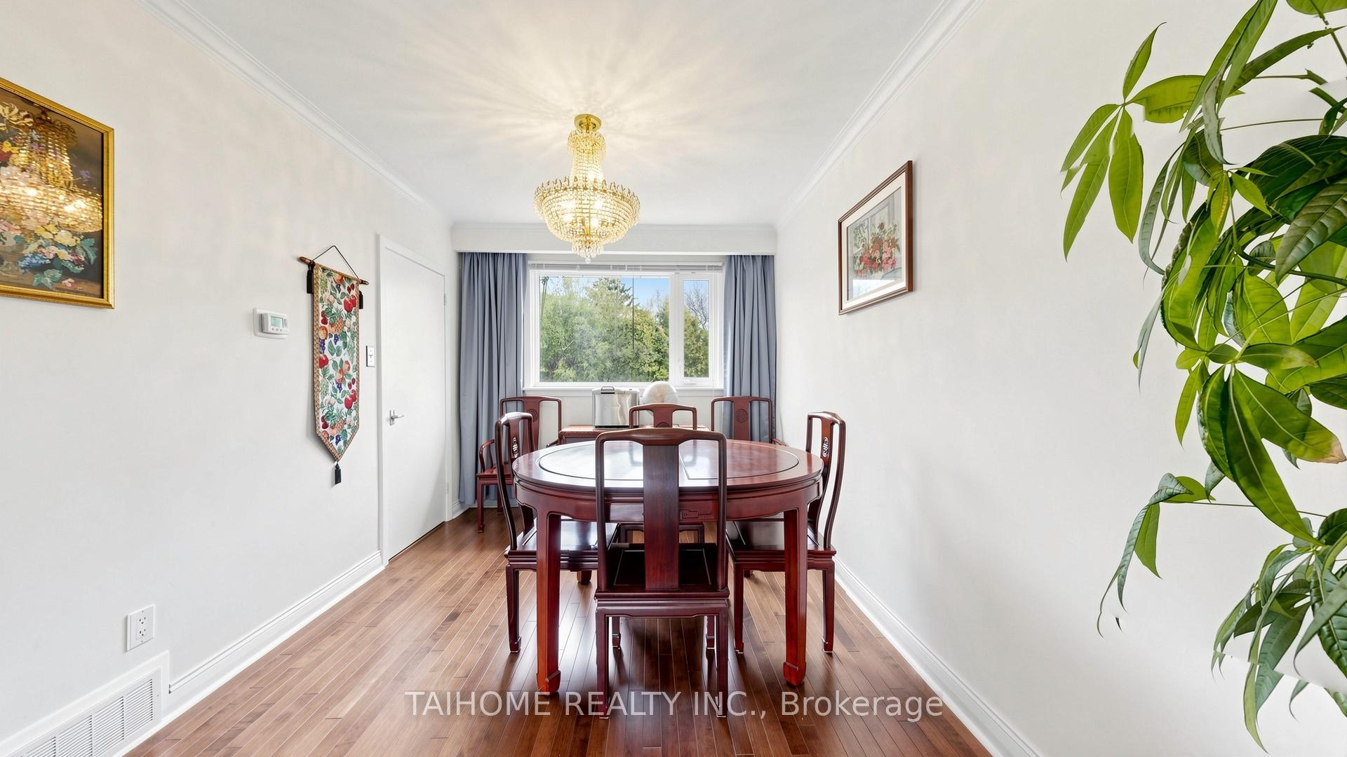 Photo 12 of 72 Bowerbank Drive, North York, Newtonbrook East — HOMEH