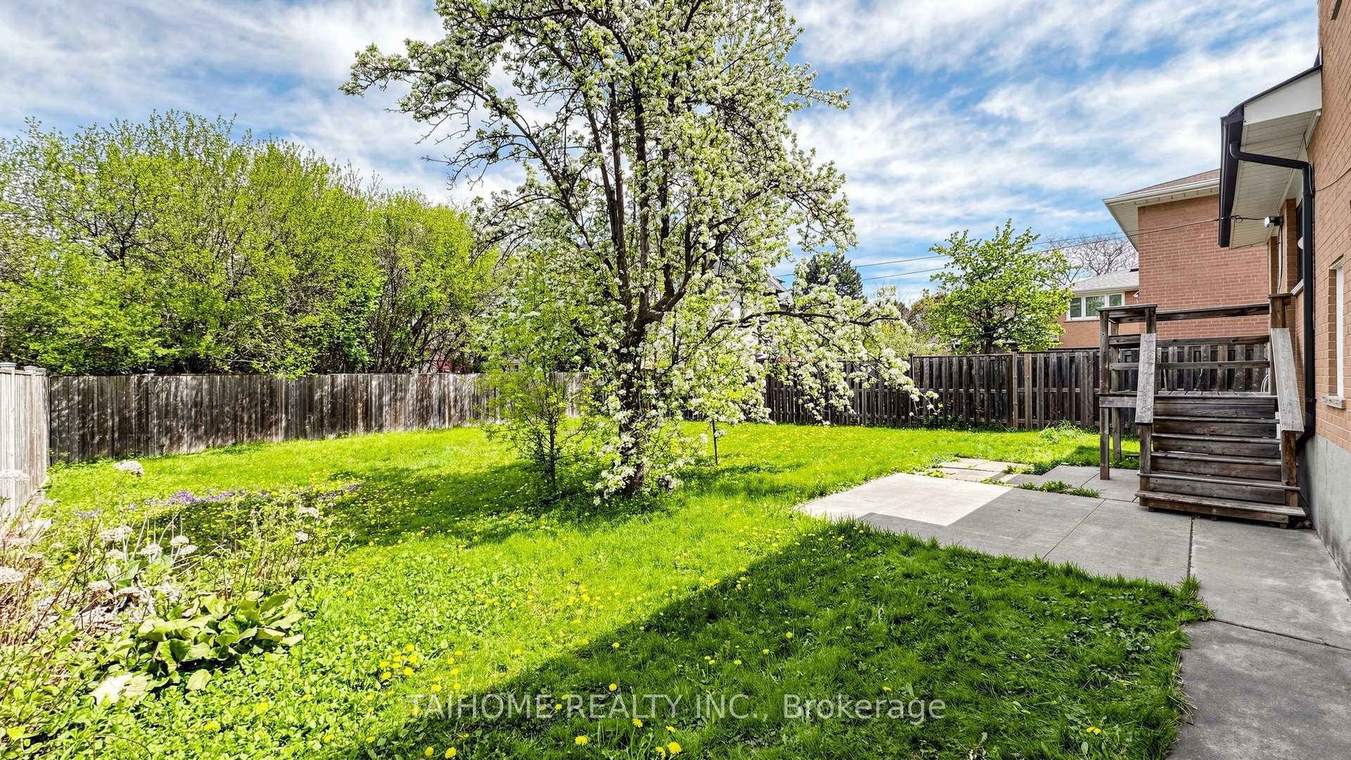 Photo 43 of 72 Bowerbank Drive, North York, Newtonbrook East — HOMEH