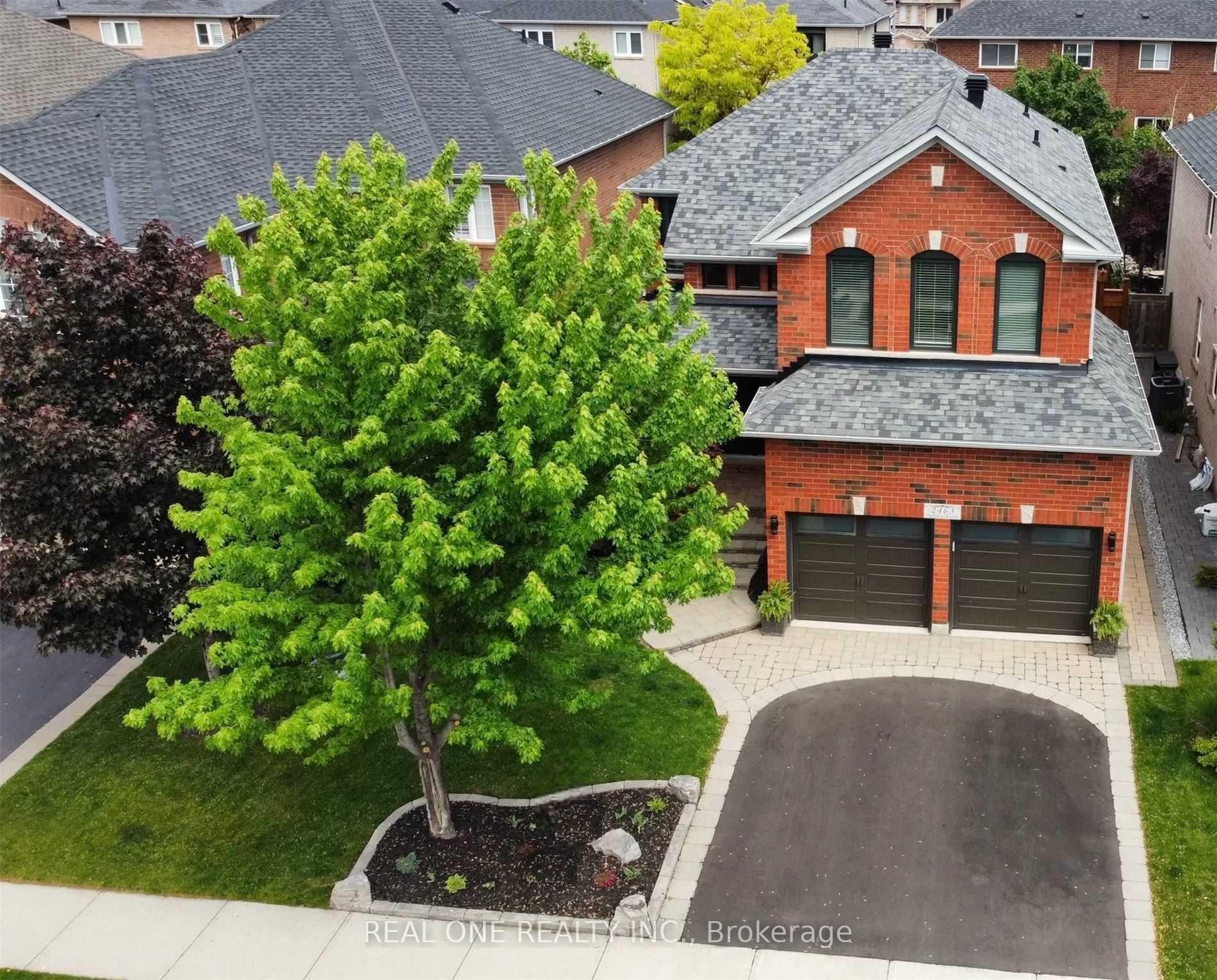 Photo 1 of 2463 Parkglen Avenue, Oakville, Westmount — HOMEH