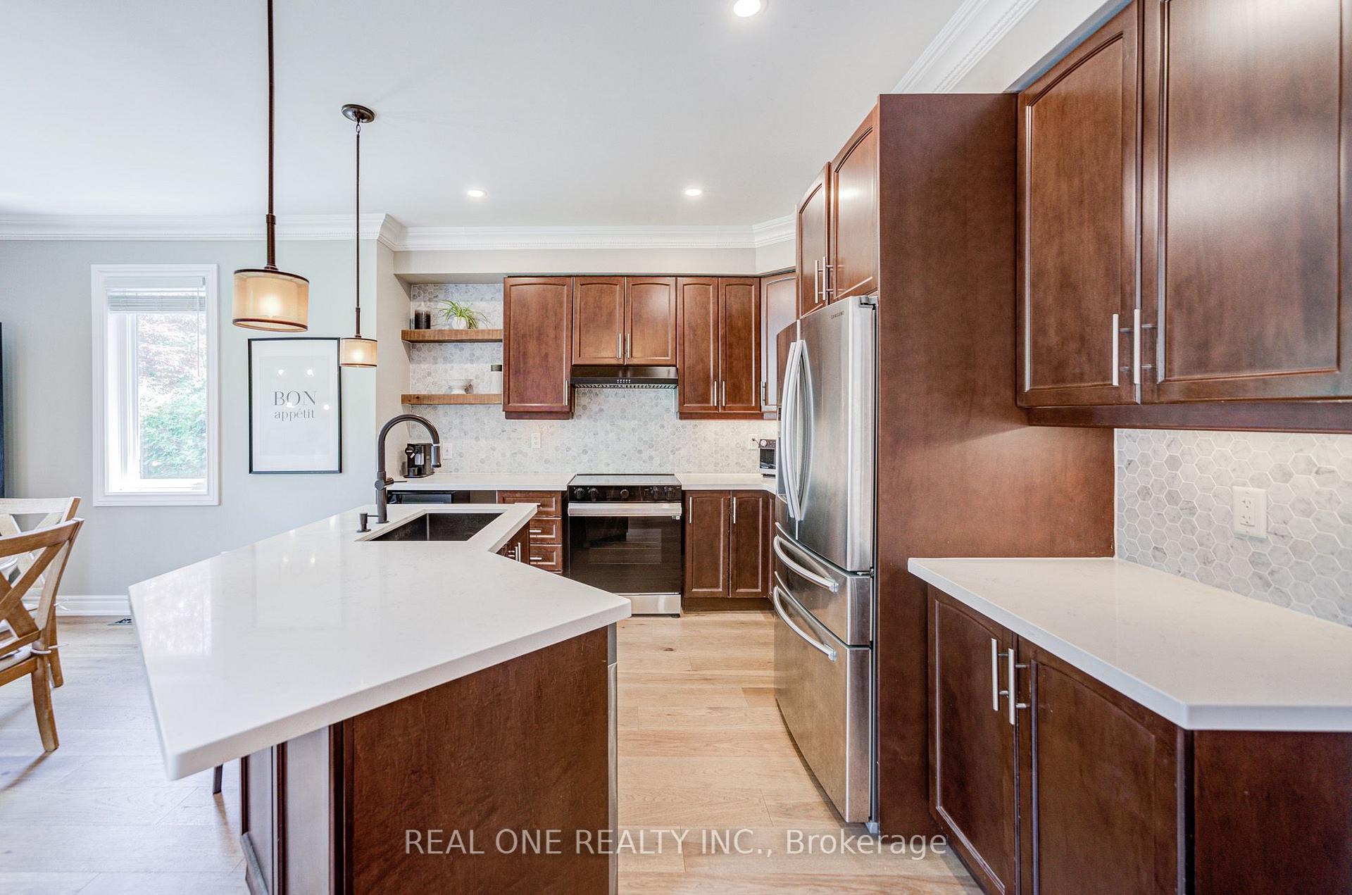 Photo 15 of 2463 Parkglen Avenue, Oakville, Westmount — HOMEH