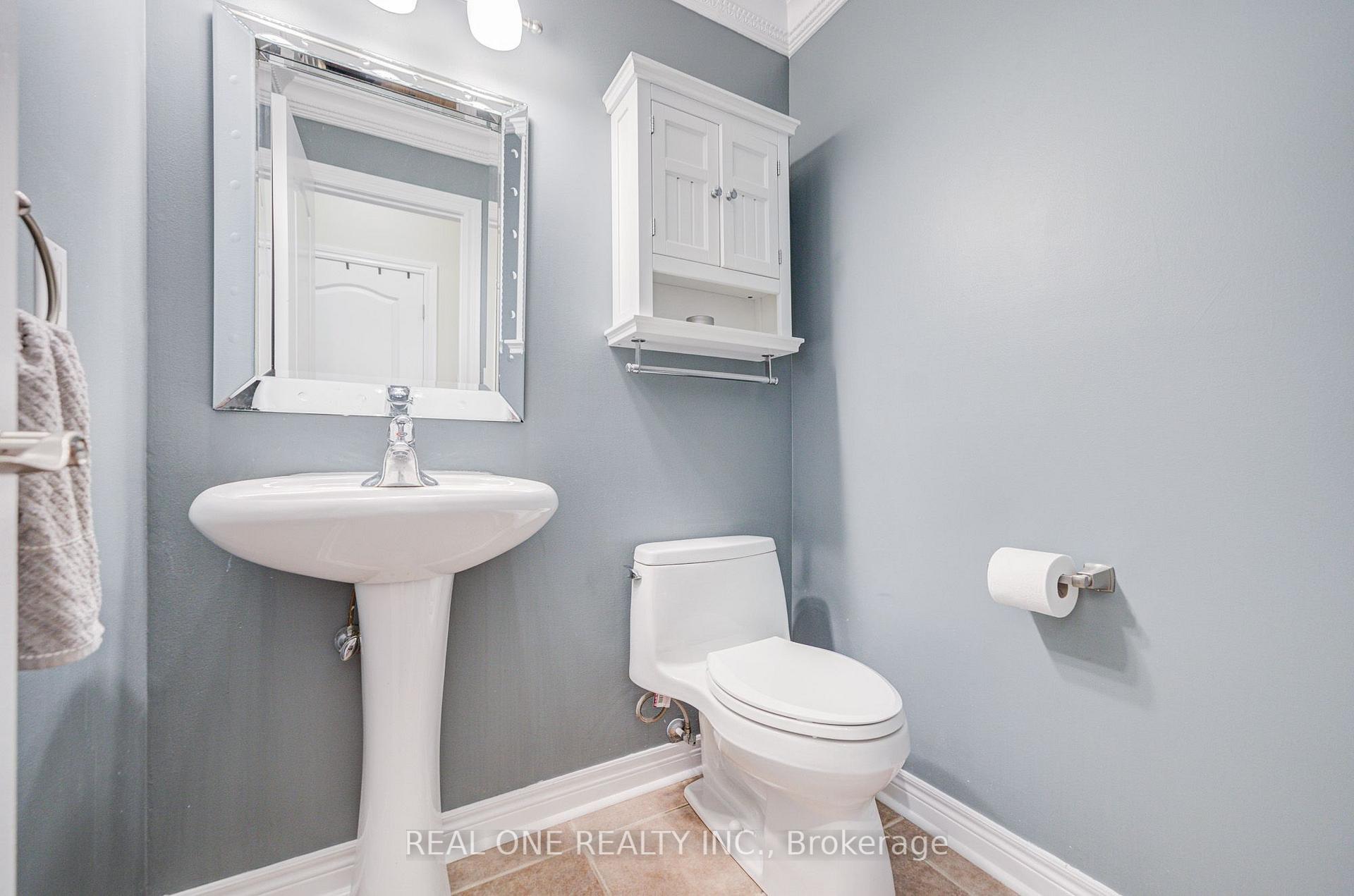 Photo 23 of 2463 Parkglen Avenue, Oakville, Westmount — HOMEH