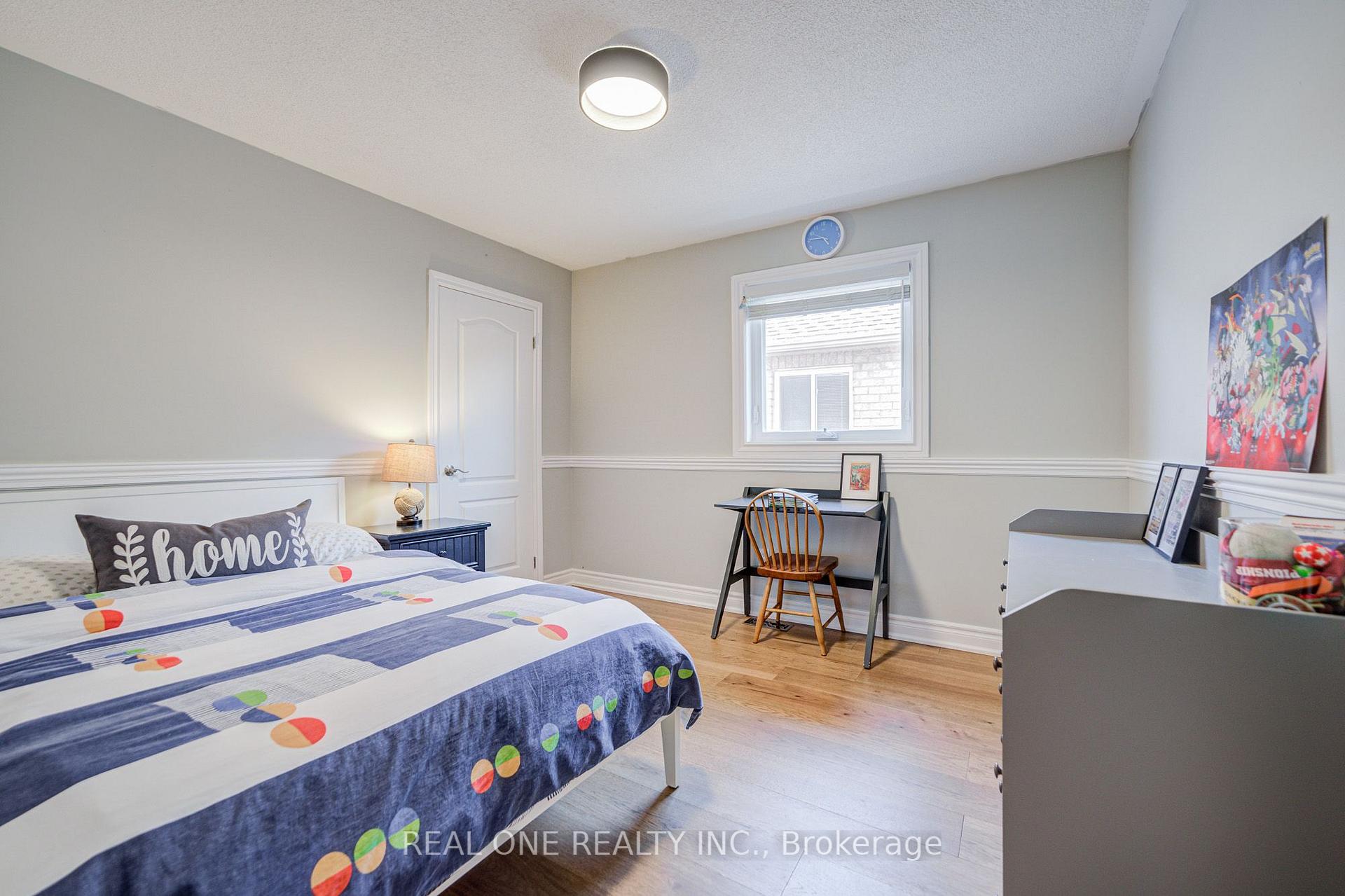 Photo 31 of 2463 Parkglen Avenue, Oakville, Westmount — HOMEH
