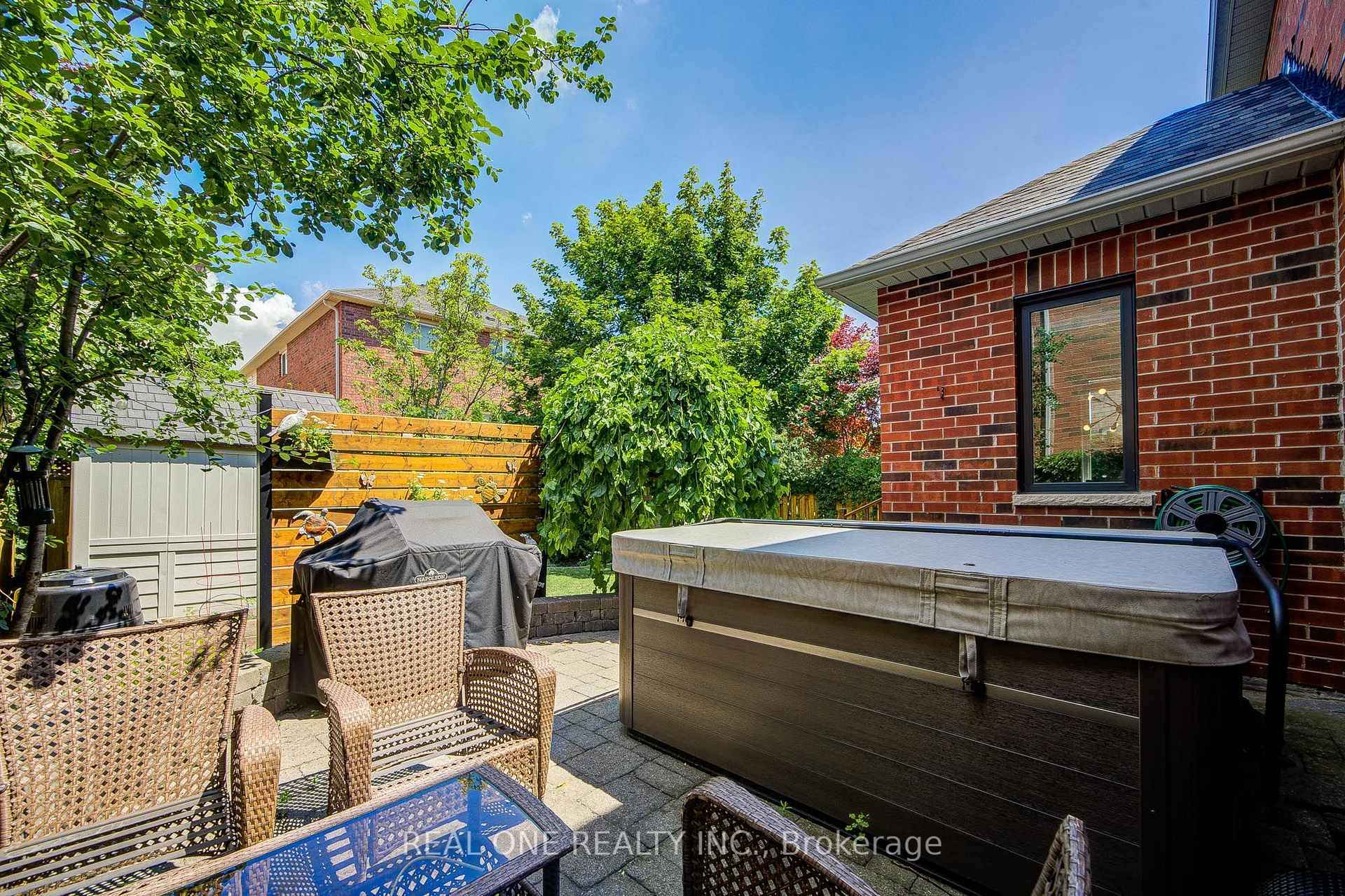 Photo 49 of 2463 Parkglen Avenue, Oakville, Westmount — HOMEH