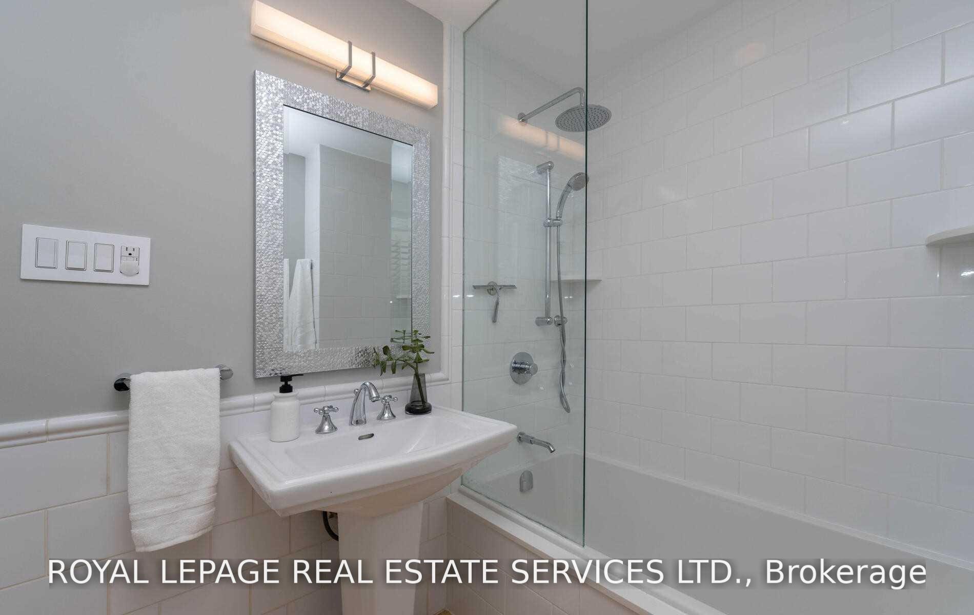 Photo 31 of 101 Old Orchard Grove, Toronto, Lawrence Park North — HOMEH