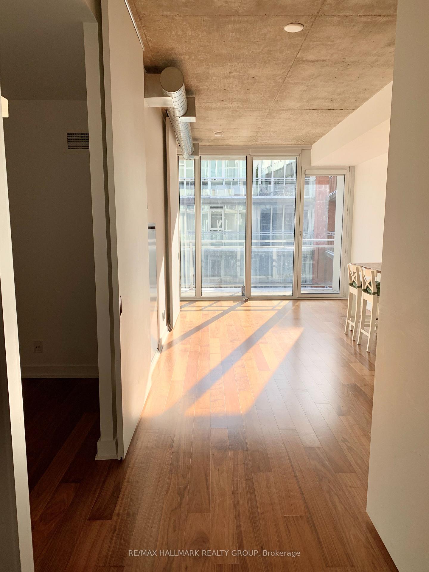 Photo 2 of Unit 704, 354 Gladstone Avenue, Ottawa, Ottawa Centre — HOMEH