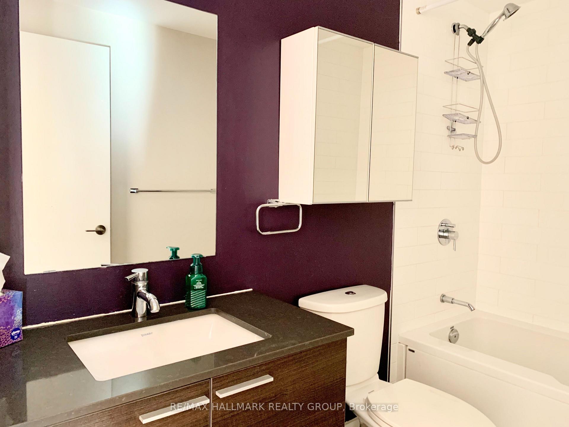 Photo 9 of Unit 704, 354 Gladstone Avenue, Ottawa, Ottawa Centre — HOMEH