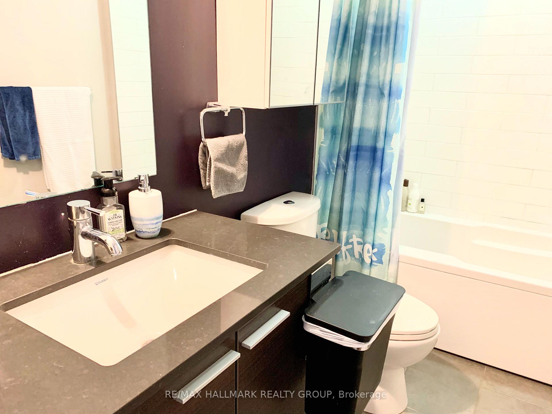 Photo 12 of Unit 704, 354 Gladstone Avenue, Ottawa, Ottawa Centre — HOMEH