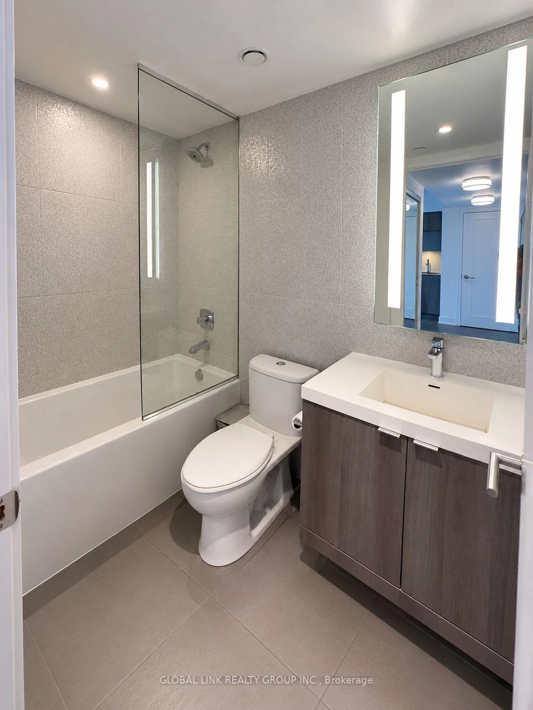 Photo 24 of Unit 2115, 585 bloor Street E, Toronto, North St. James Town — HOMEH