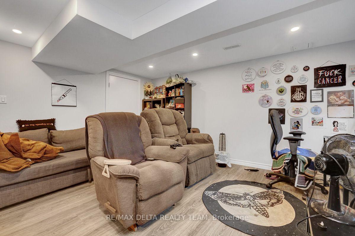 Photo 30 of 11 Courtney Road, Ottawa, Kanata - Glencairn/Hazeldean — HOMEH