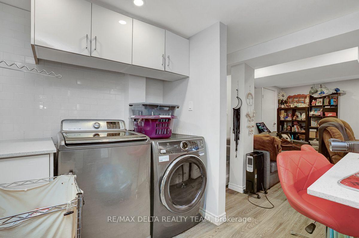 Photo 32 of 11 Courtney Road, Ottawa, Kanata - Glencairn/Hazeldean — HOMEH