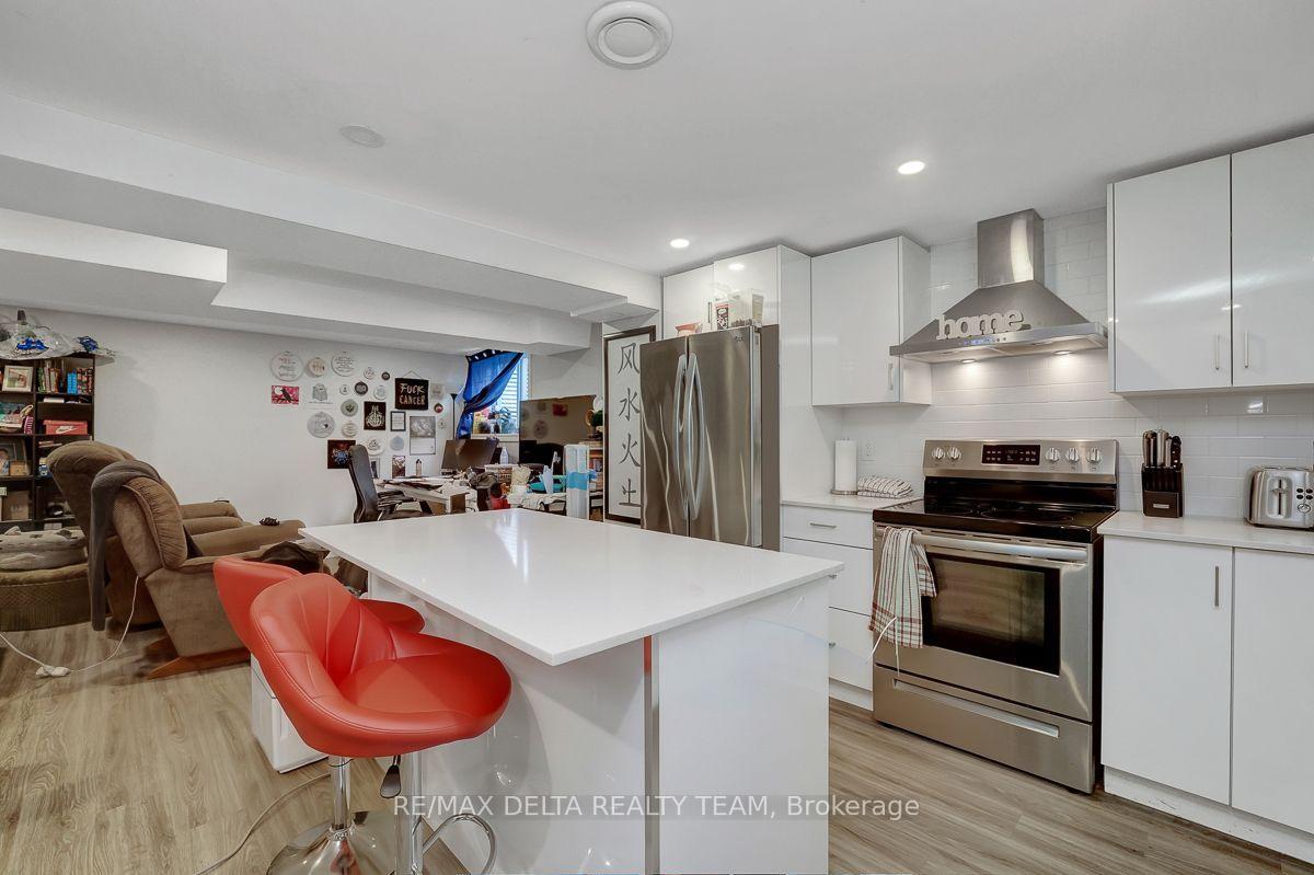 Photo 33 of 11 Courtney Road, Ottawa, Kanata - Glencairn/Hazeldean — HOMEH