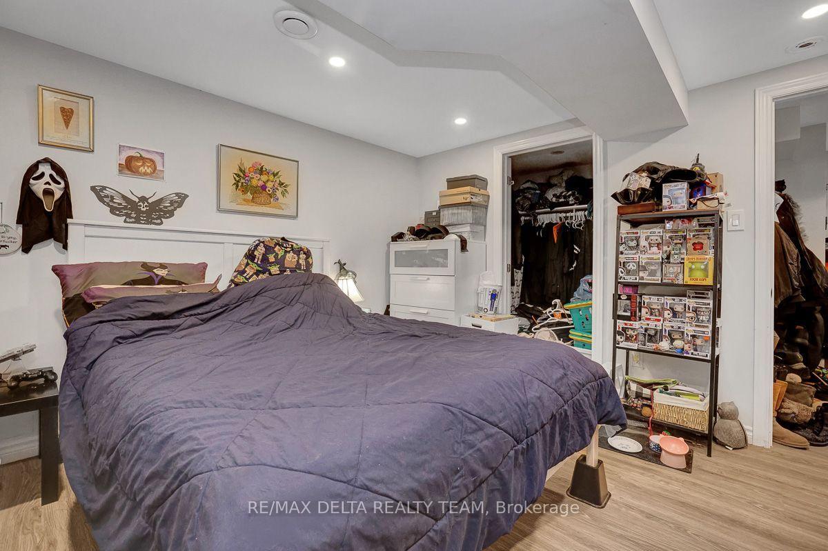 Photo 36 of 11 Courtney Road, Ottawa, Kanata - Glencairn/Hazeldean — HOMEH