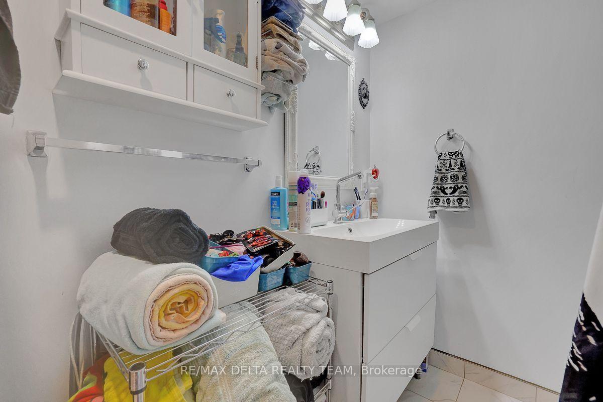 Photo 40 of 11 Courtney Road, Ottawa, Kanata - Glencairn/Hazeldean — HOMEH