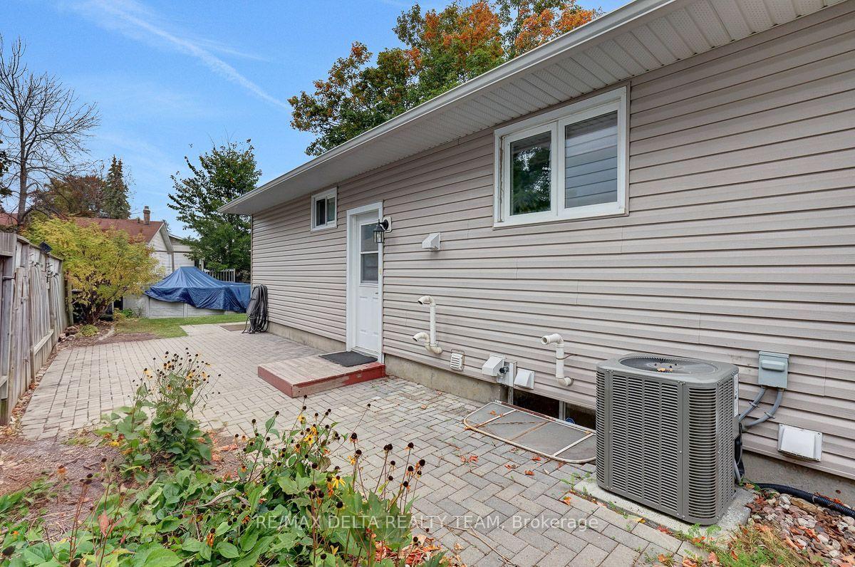 Photo 41 of 11 Courtney Road, Ottawa, Kanata - Glencairn/Hazeldean — HOMEH