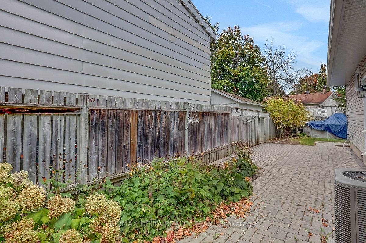Photo 43 of 11 Courtney Road, Ottawa, Kanata - Glencairn/Hazeldean — HOMEH