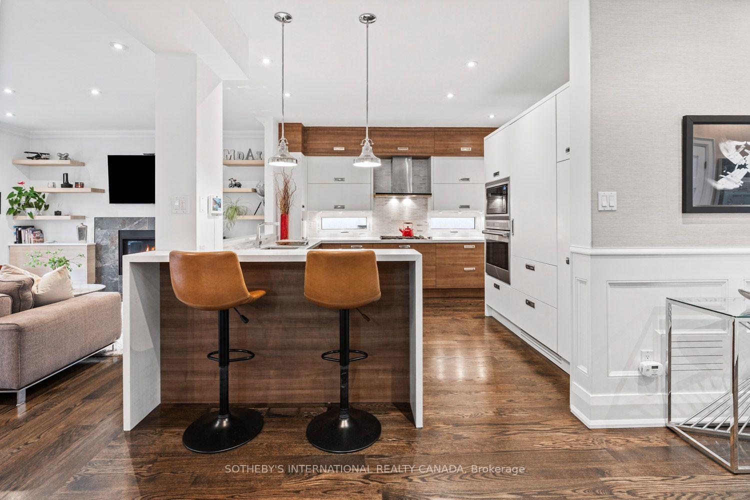 Photo 16 of 329 Broadway Avenue, Toronto, Mount Pleasant East — HOMEH