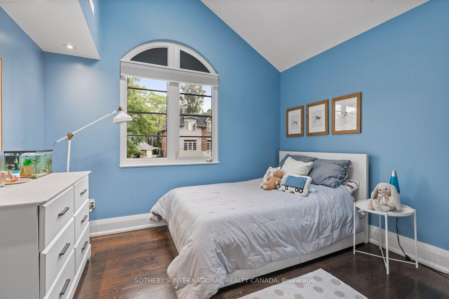 Photo 31 of 329 Broadway Avenue, Toronto, Mount Pleasant East — HOMEH