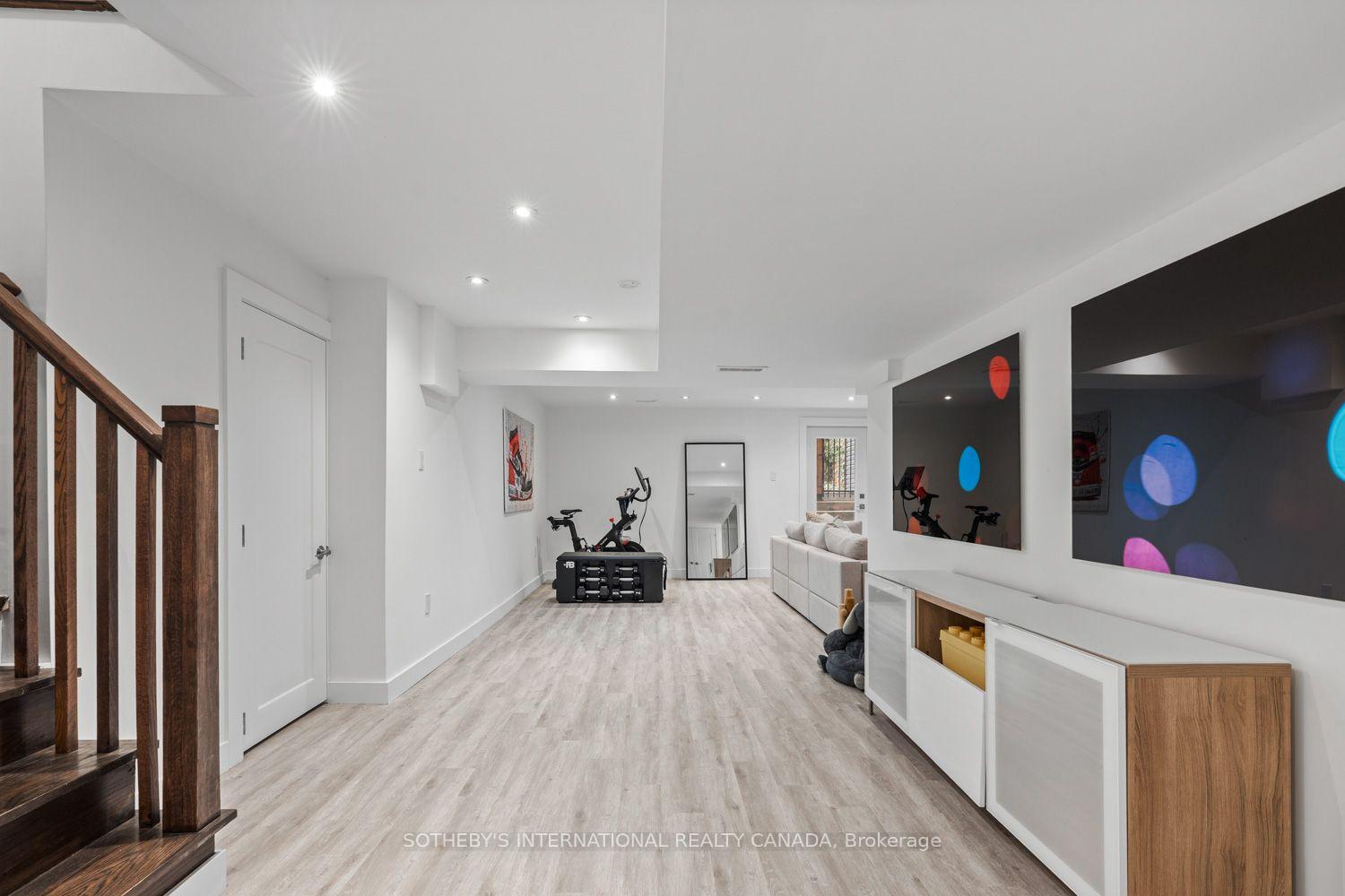 Photo 39 of 329 Broadway Avenue, Toronto, Mount Pleasant East — HOMEH