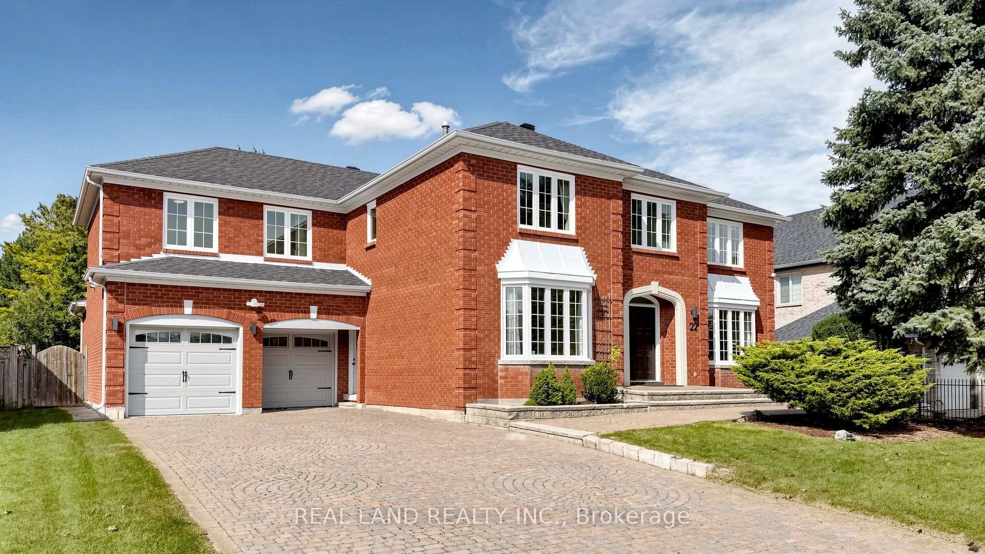Photo 2 of 22 Ardwold Gate, Richmond Hill, Bayview Hill — HOMEH