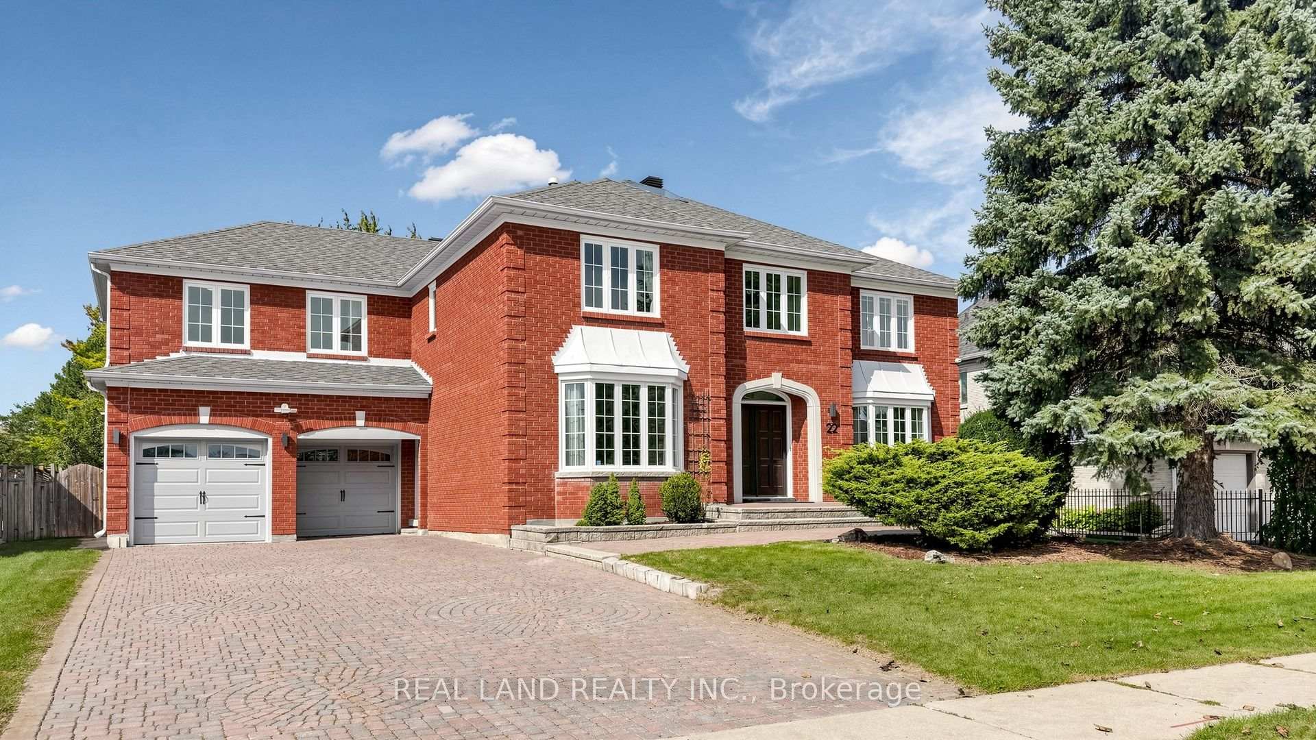 Photo 3 of 22 Ardwold Gate, Richmond Hill, Bayview Hill — HOMEH