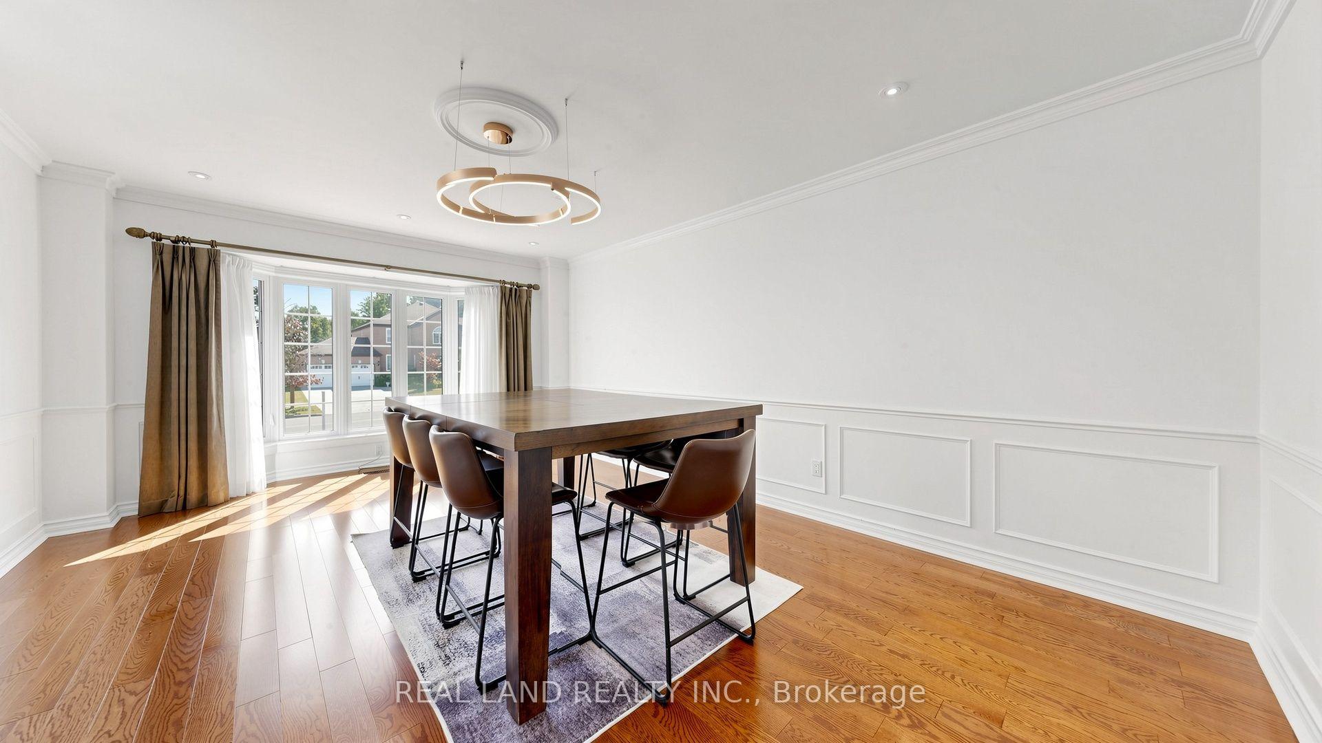 Photo 6 of 22 Ardwold Gate, Richmond Hill, Bayview Hill — HOMEH