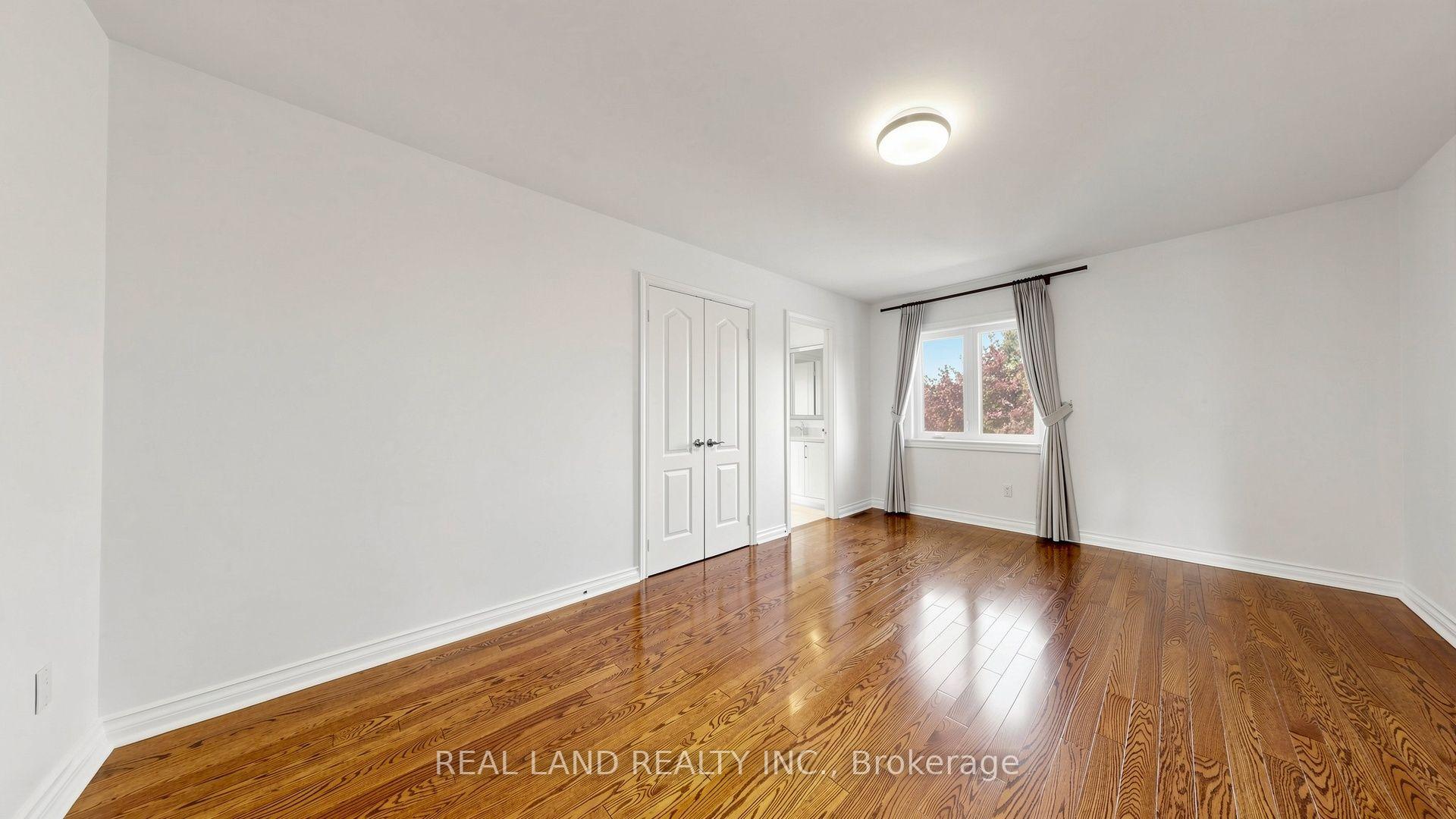 Photo 28 of 22 Ardwold Gate, Richmond Hill, Bayview Hill — HOMEH