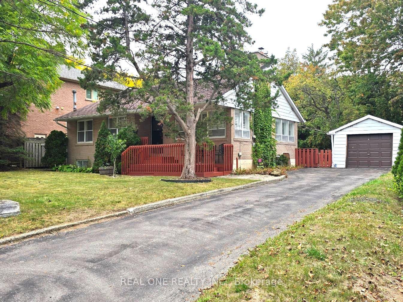 Photo of 389 Kerrybrook Drive