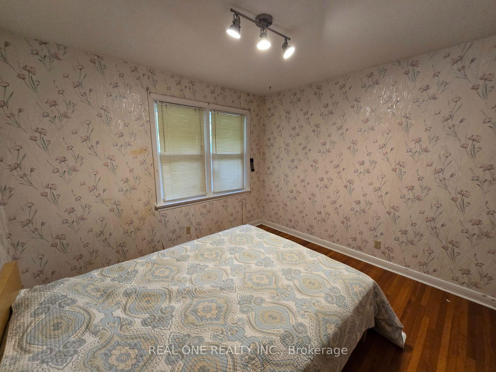 Photo 19 of 389 Kerrybrook Drive, Richmond Hill, Mill Pond — HOMEH