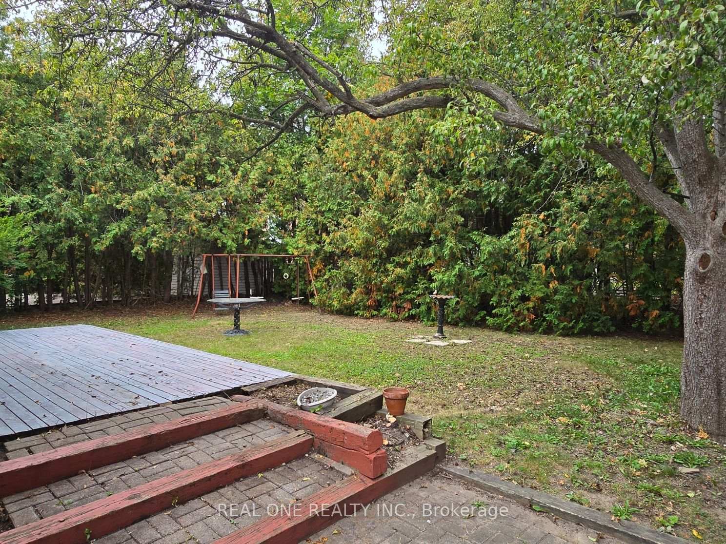 Photo 29 of 389 Kerrybrook Drive, Richmond Hill, Mill Pond — HOMEH