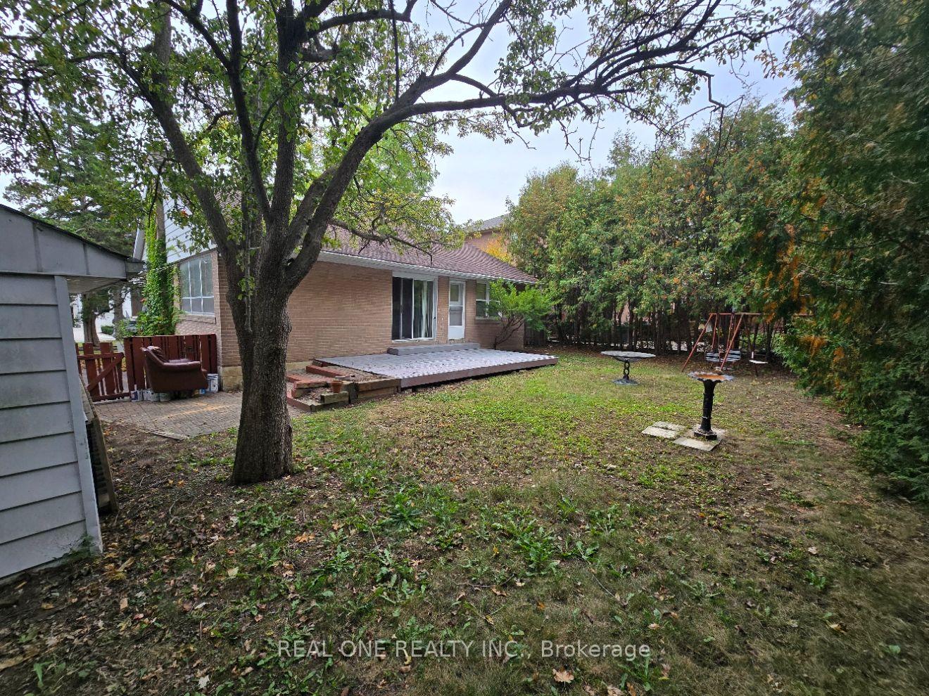 Photo 32 of 389 Kerrybrook Drive, Richmond Hill, Mill Pond — HOMEH