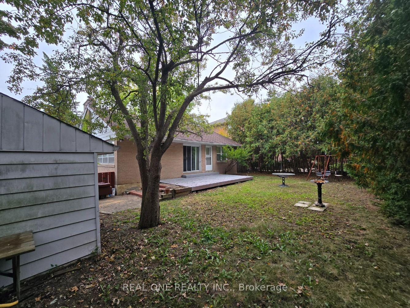 Photo 36 of 389 Kerrybrook Drive, Richmond Hill, Mill Pond — HOMEH