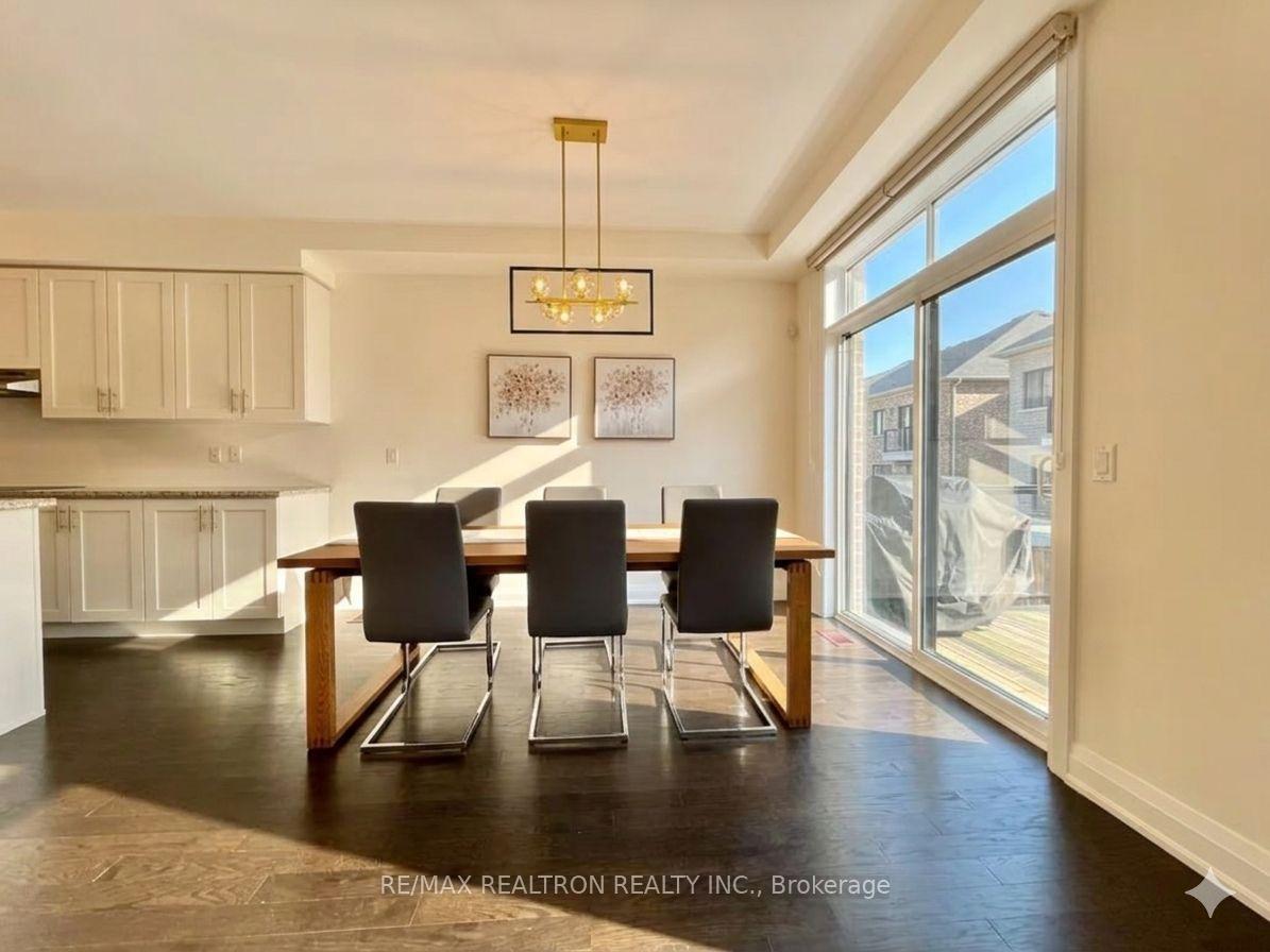 Photo 8 of 33 Duncombe Lane, Richmond Hill, South Richvale — HOMEH