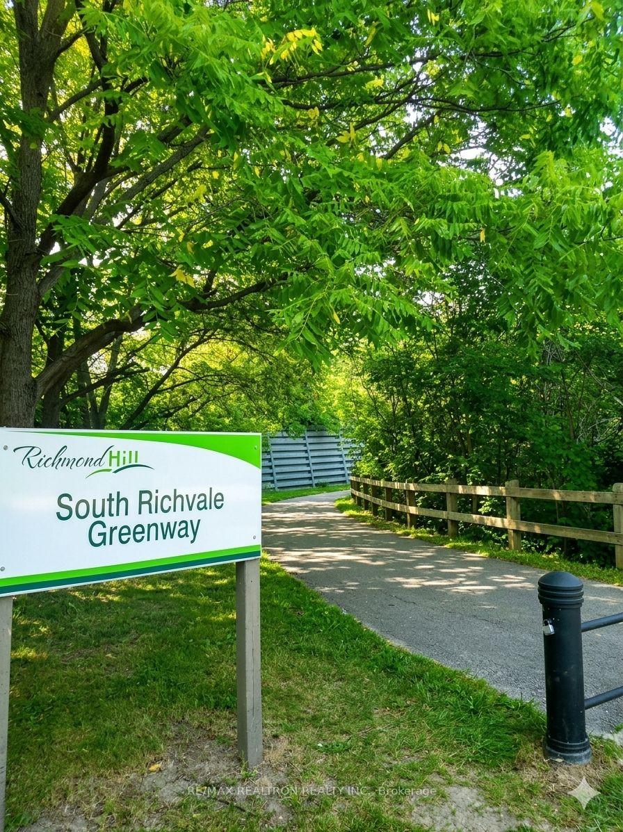 Photo 37 of 33 Duncombe Lane, Richmond Hill, South Richvale — HOMEH