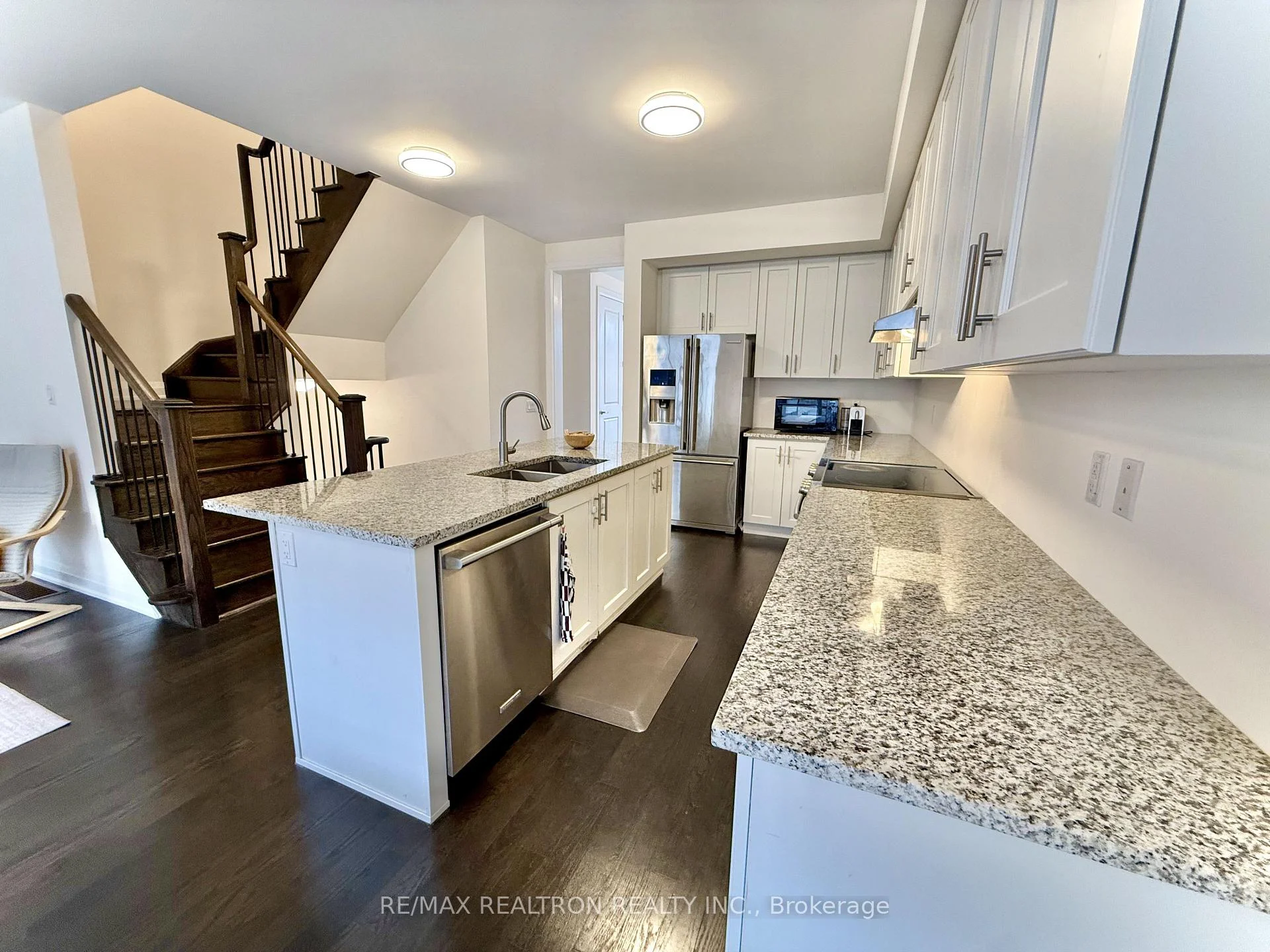 Photo 3 of 33 Duncombe Lane, Richmond Hill, South Richvale — HOMEH