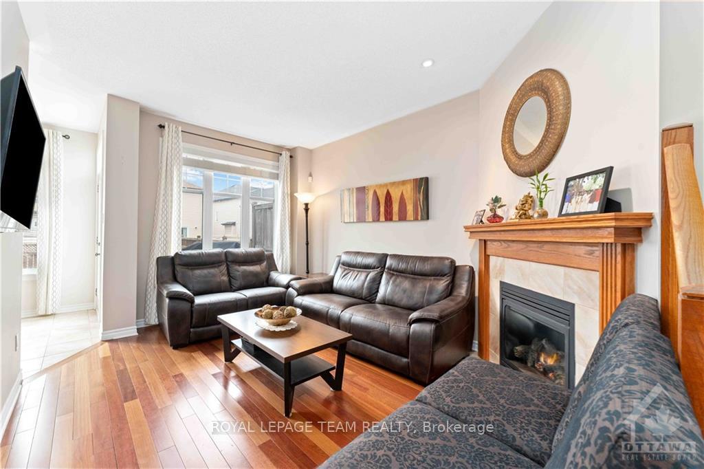 Photo 5 of 112 Furness Way, Ottawa, Barrhaven East — HOMEH