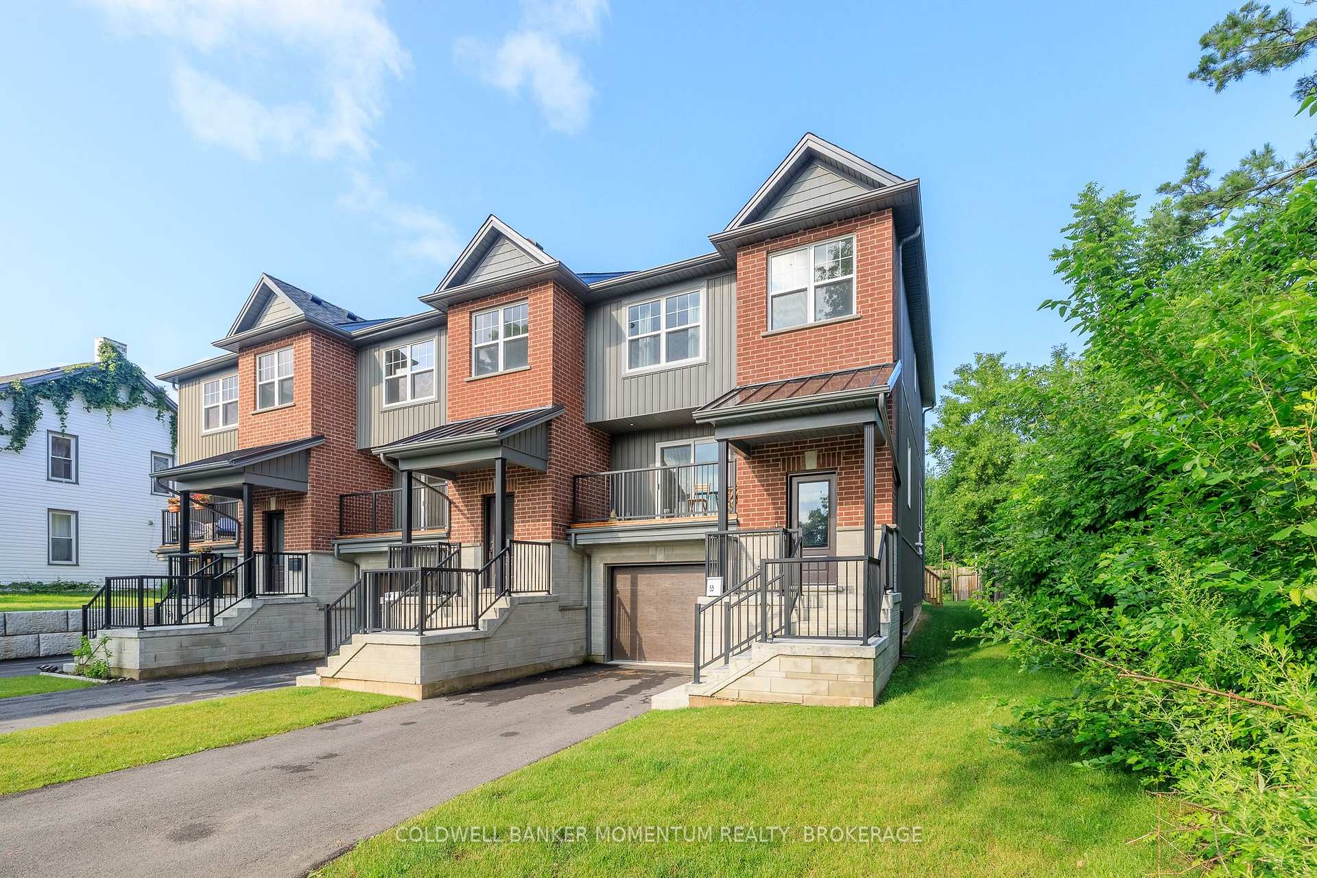 Photo 3 of Unit B, 153 B Moffatt Street, St. Catharines, Oakdale — HOMEH