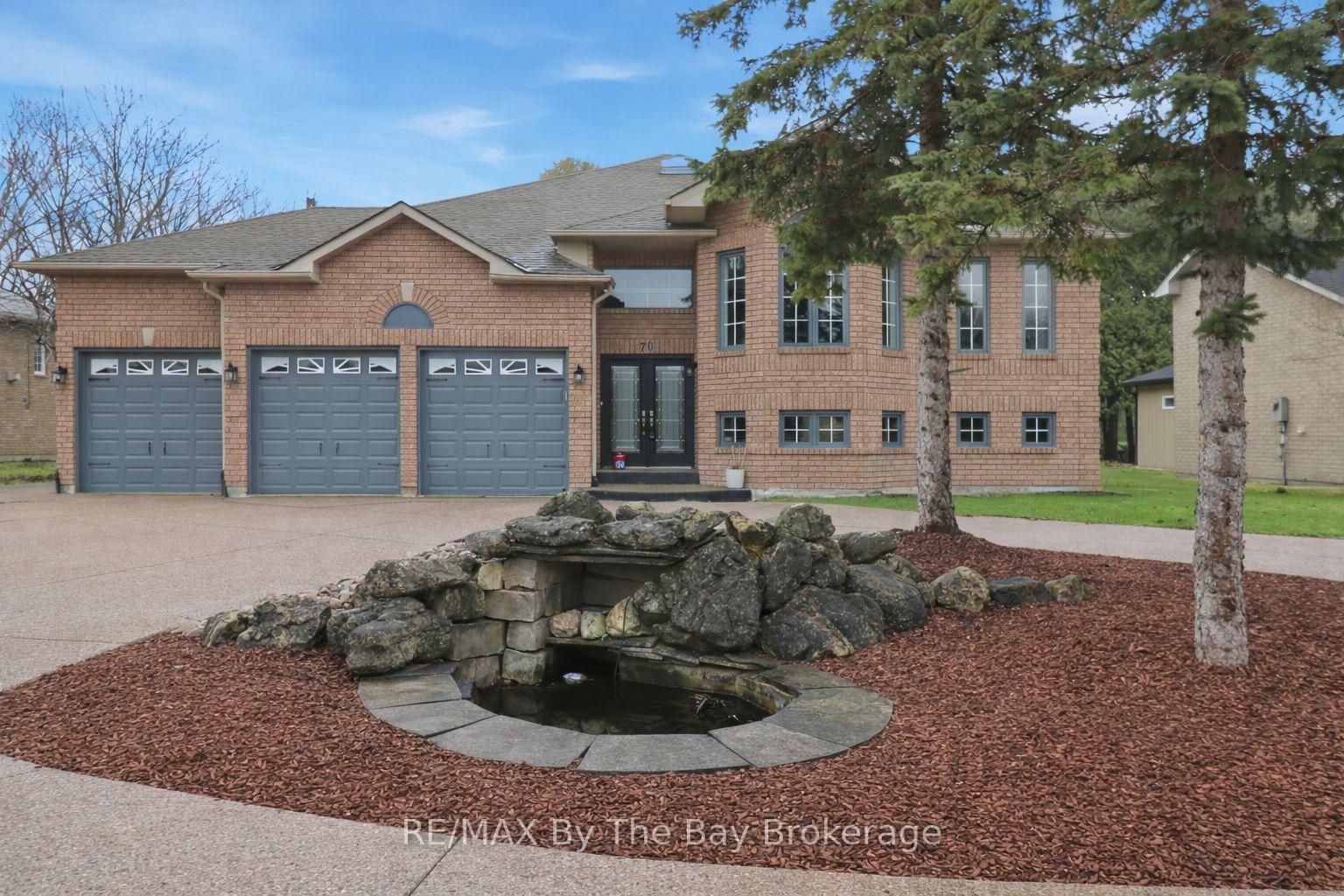 Photo 1 of 70 Fairway Crescent, Wasaga Beach — HOMEH